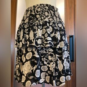 Anthropologie tiered mini skirt. S